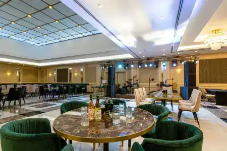 Astoria Grand - 7