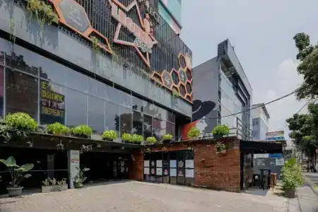 Sans Roxy Jakarta - 34