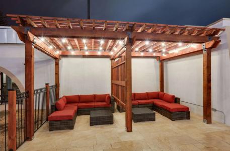 Ramada by Wyndham Austin South - 12