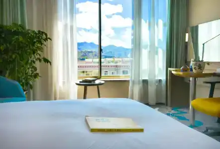 Holiday Inn Express Potala Palace - 4