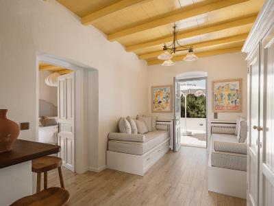 Four Seasons Hydra Luxury Suites - 41