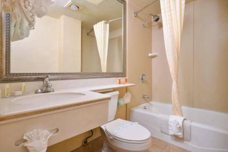Best Western Hollywood Plaza Inn - Hollywood Walk Of Fame - La - 10