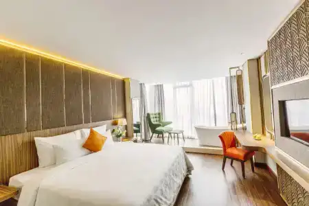 Winsuites Saigon - 39