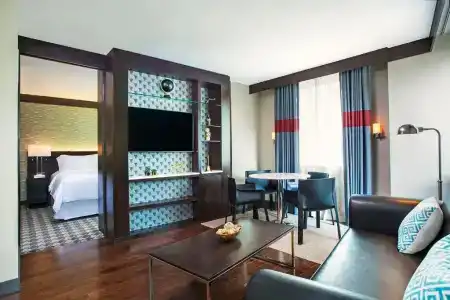 Four Points by Sheraton New York Downtown - 33