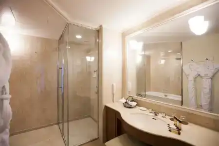 Sheraton Grande Ocean Resort - 10