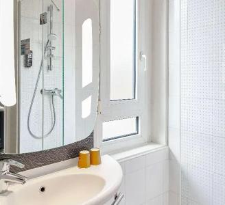 ibis Annecy Centre Vieille Ville - 93