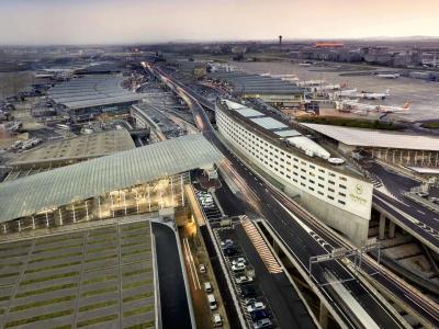 Sheraton Paris Roissy Airport - 43