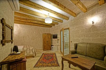 Risus Cave Suites - 62
