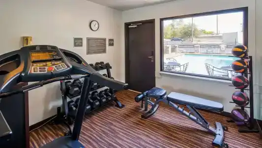 Best Western West - 20
