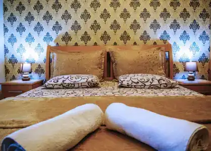 Ajana - 104