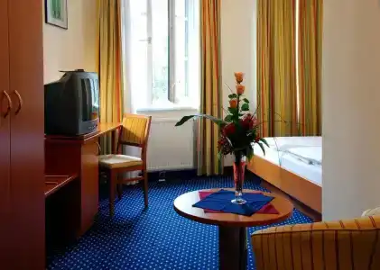 Suite 900 m zur Oper - 25