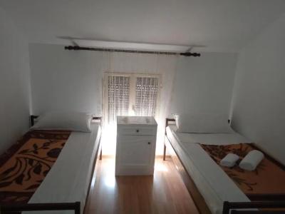 Hostel Vera - Airport Podgorica - 14