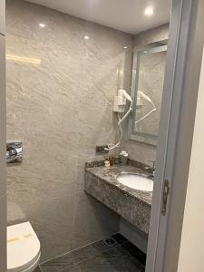 Regency World&Suites - 52