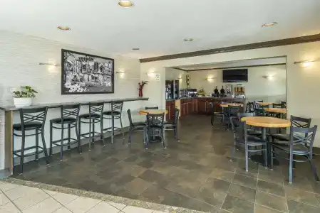 Quality Inn & Suites - 18