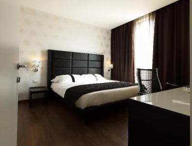 Holiday Inn Genoa City, An Ihg - 50