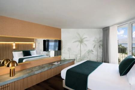 U Coral Beach Club - 88
