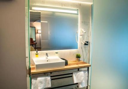 Nomad Luxury Suites - 59