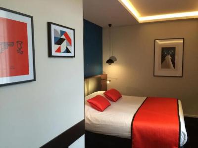 Hostellerie Du Chapeau Rouge - 81
