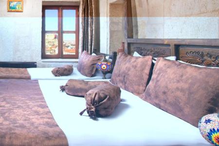 Romantic Cave - 23