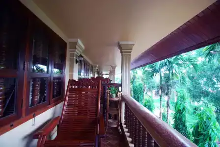 Shining Angkor Boutique - 10