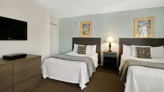 A Wave Inn - - 75