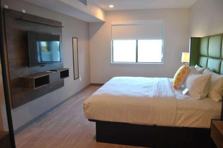 Wyndham Garden - 19