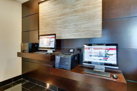 Drury Inn & Suites Orlando near Universal Orlando Resort - 2