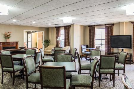 Four Points by Sheraton Arena - 19