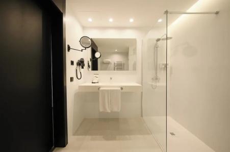 Rafaelhoteles Ventas - 84