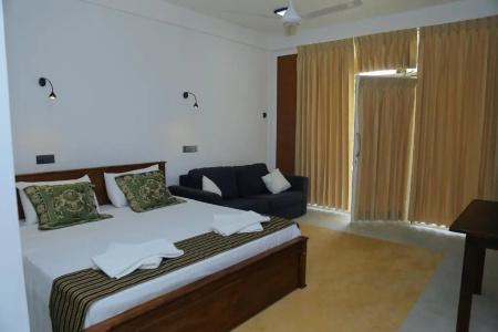 Sigiriya Rock Hide - 44