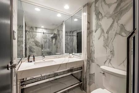 Empire Suites - 51