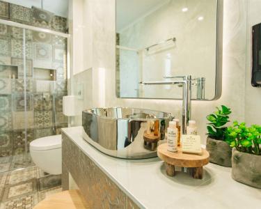 Blue Carpet Luxury Suites - 158
