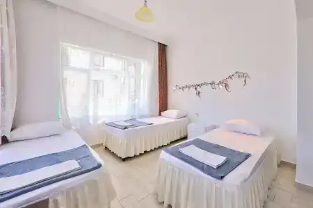Santosa Pension - 32