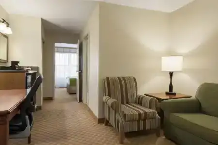 Country Inn & Suites by Radisson, North, IL - 38