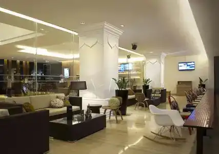 Grand Zuri Malioboro - 28
