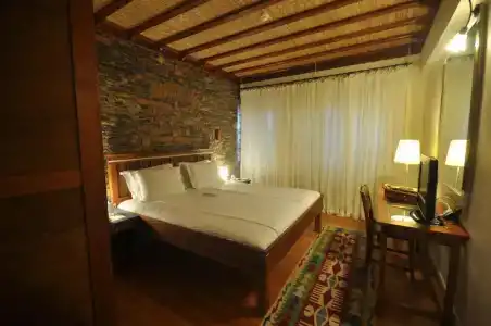 El Vino & Suites - 62