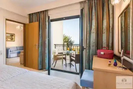 Pilot's Villas Luxury Suites - 71