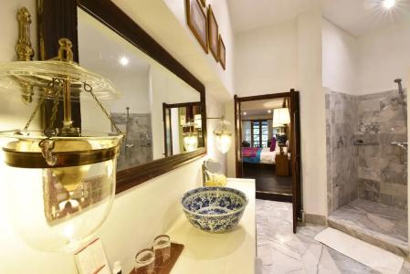 Ndol Streamside Thai Villas - 102
