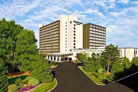 Courtyard by Marriott Boston Logan Airport - 27