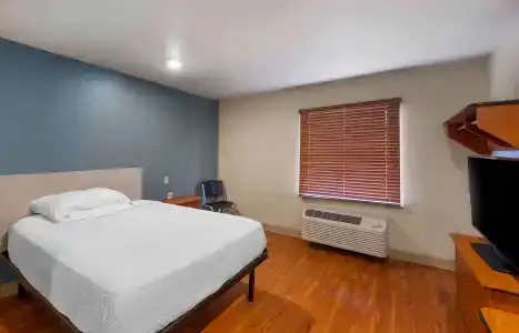 Extended Stay America Select Suites - - South - 39
