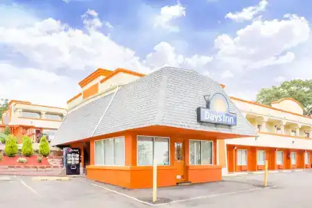 Super 8 by Wyndham Houston/Dtwn/I-610 - 0