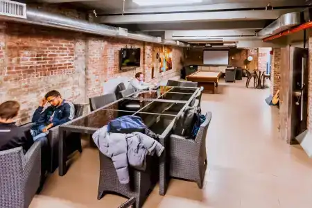 Q4 and Hostel - 19