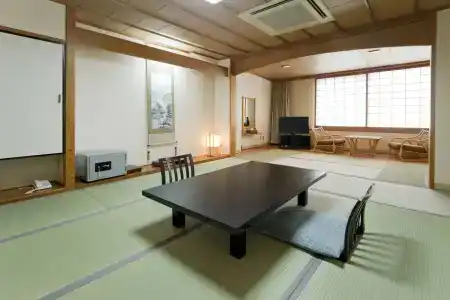 Ryochiku Bettei - 19