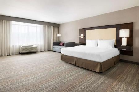 Hampton Inn & Suites -, CA - 52