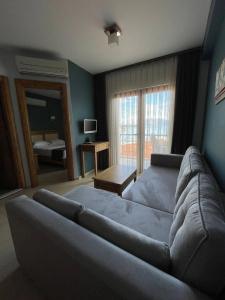 Veziroğlu Apart - 99
