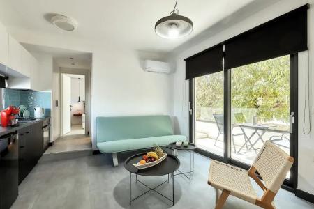 Sunset Studios & Apts - 32