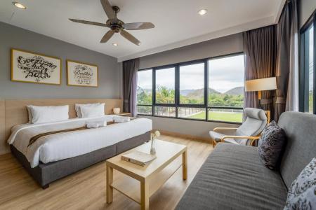 Grandsiri KhaoYai - 2