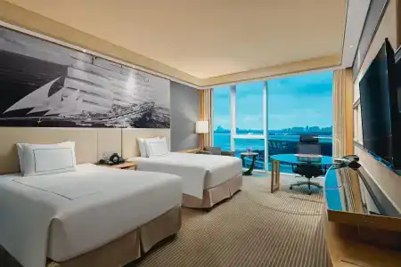 Crowne Plaza, An Ihg - 2