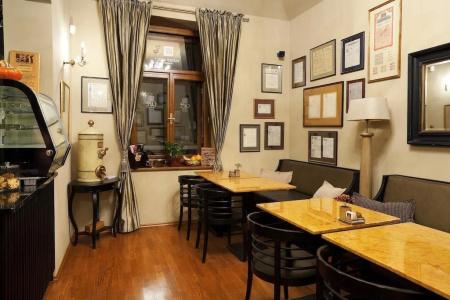 Hunger Wall Residence - 7