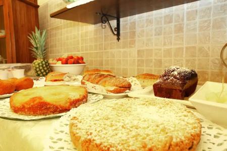 Coralia Bed & Breakfast - 12